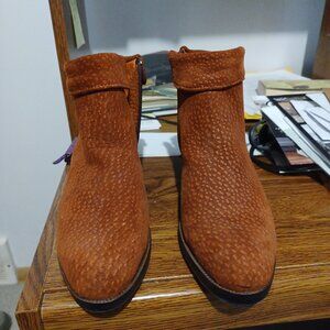 Women's new boots -